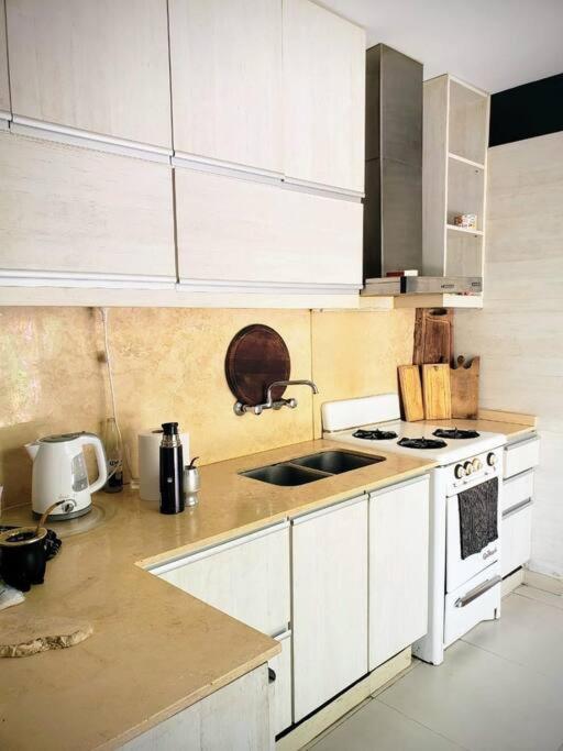 הוילה מנדוזה La Casa De La Puerta Azul מראה חיצוני תמונה